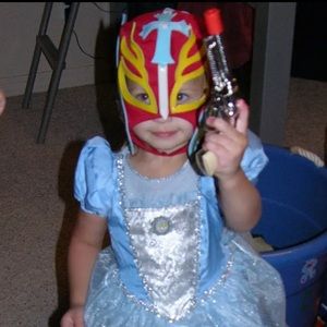 Meet your Posher, Claire